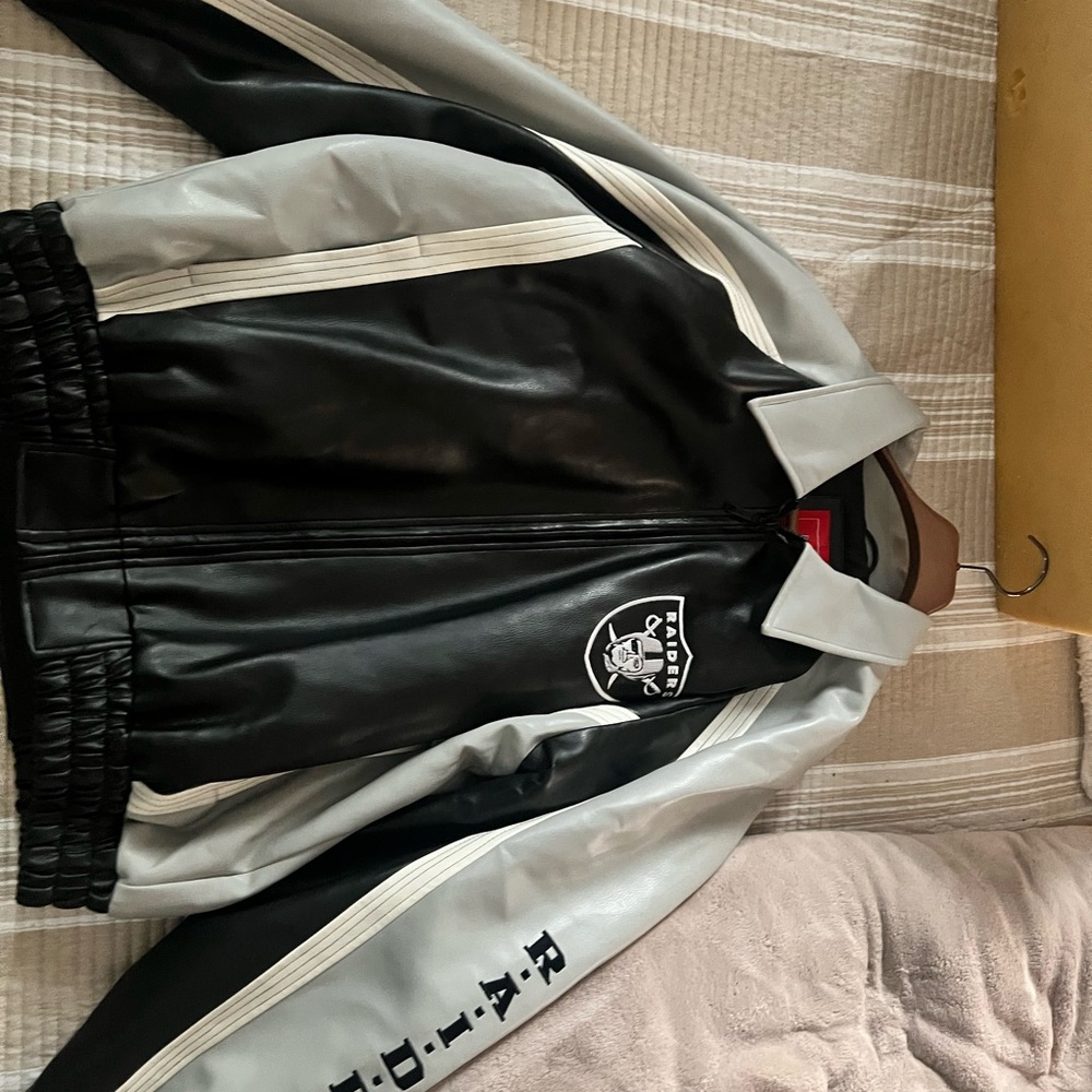 Las Vegas Raiders leather jacket vintage